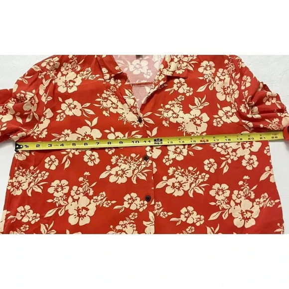 Wild Fable‎ Hawaiian Shirt Womens Size M Rayon Multicolor Floral Short Sleeve - Picture 3 of 6